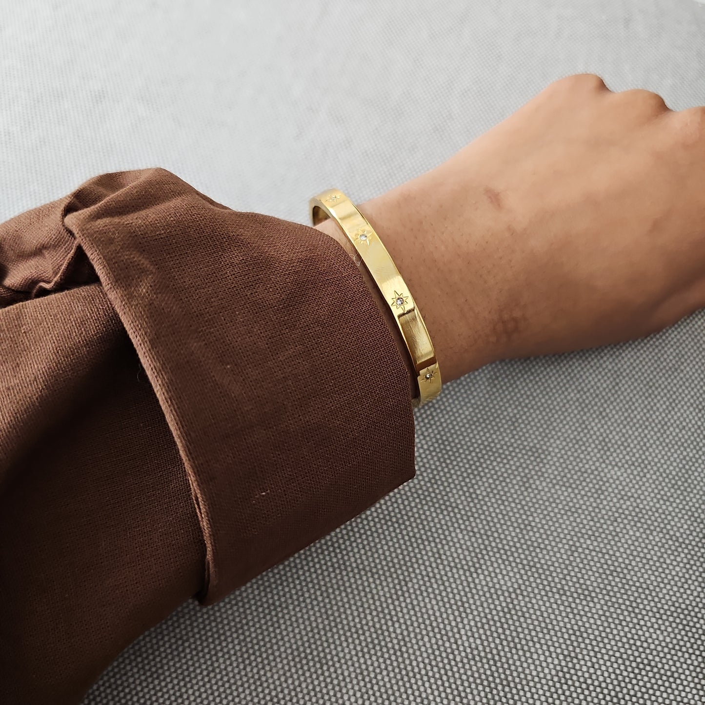 Classic Zirconia Gem Star Cuff
