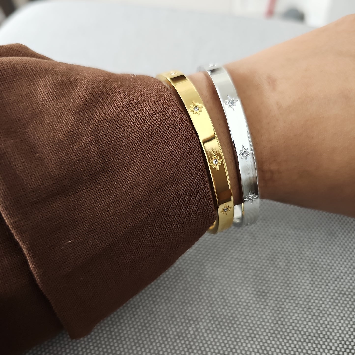 Classic Zirconia Gem Star Cuff