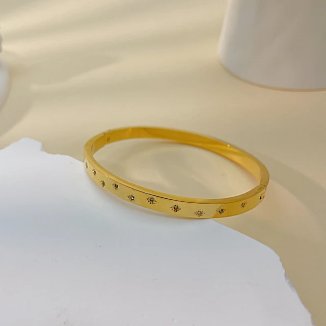 Dainty Star Gem Cuff