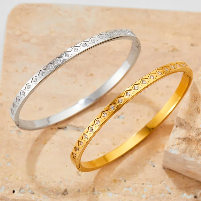 Zig Zag Zircona Gem Cuff