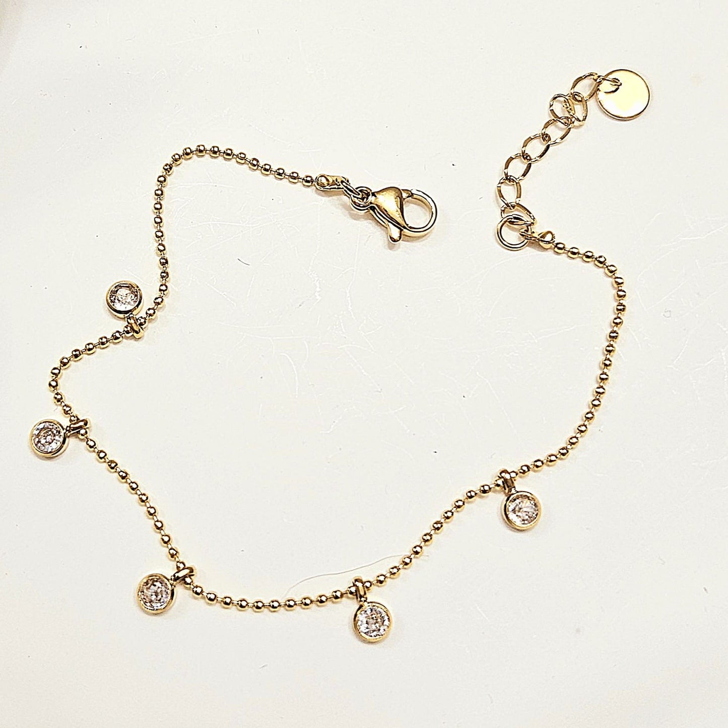 Dangling Circle Bracelet - Gold