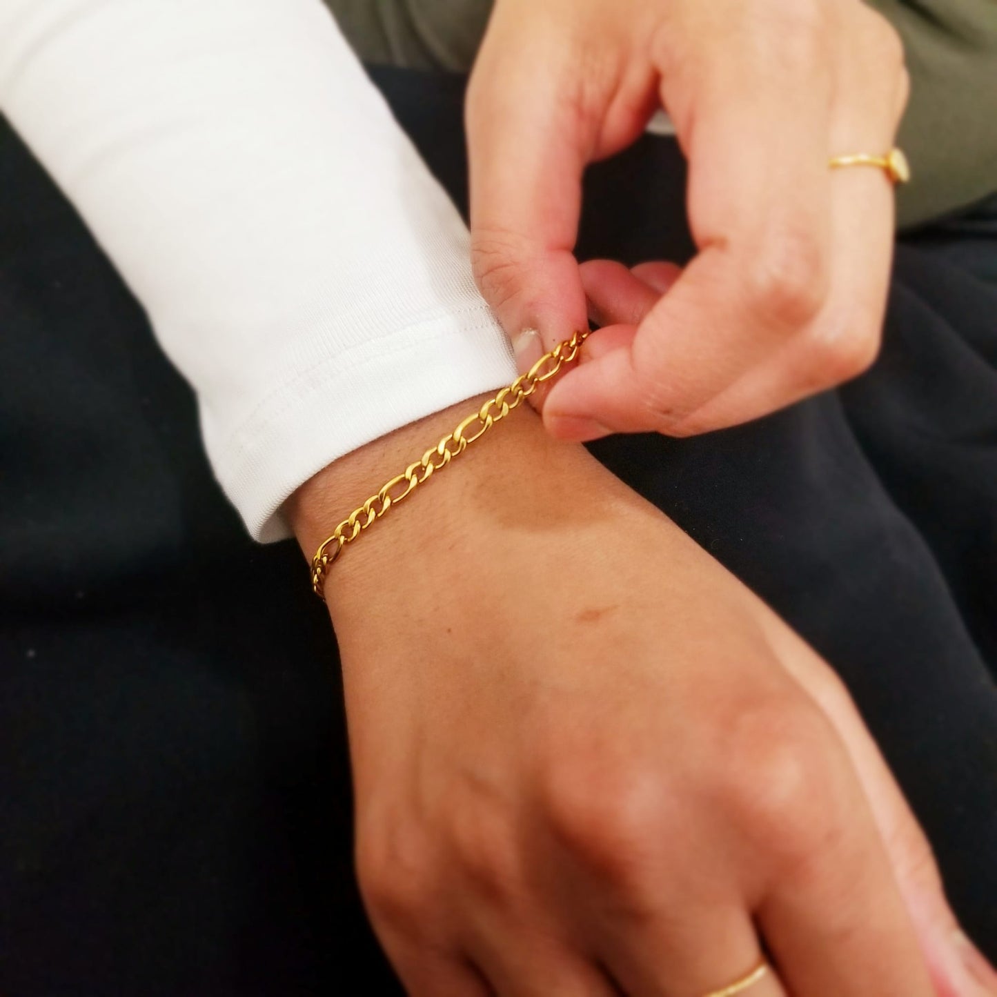 Interlacing Bracelet