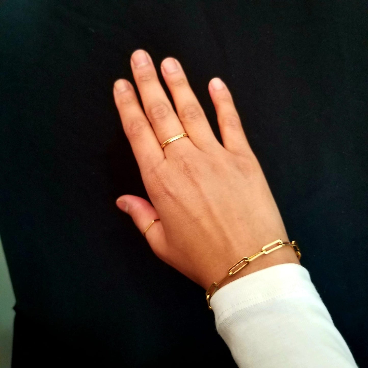 Interlacing Paper Clip Bracelet