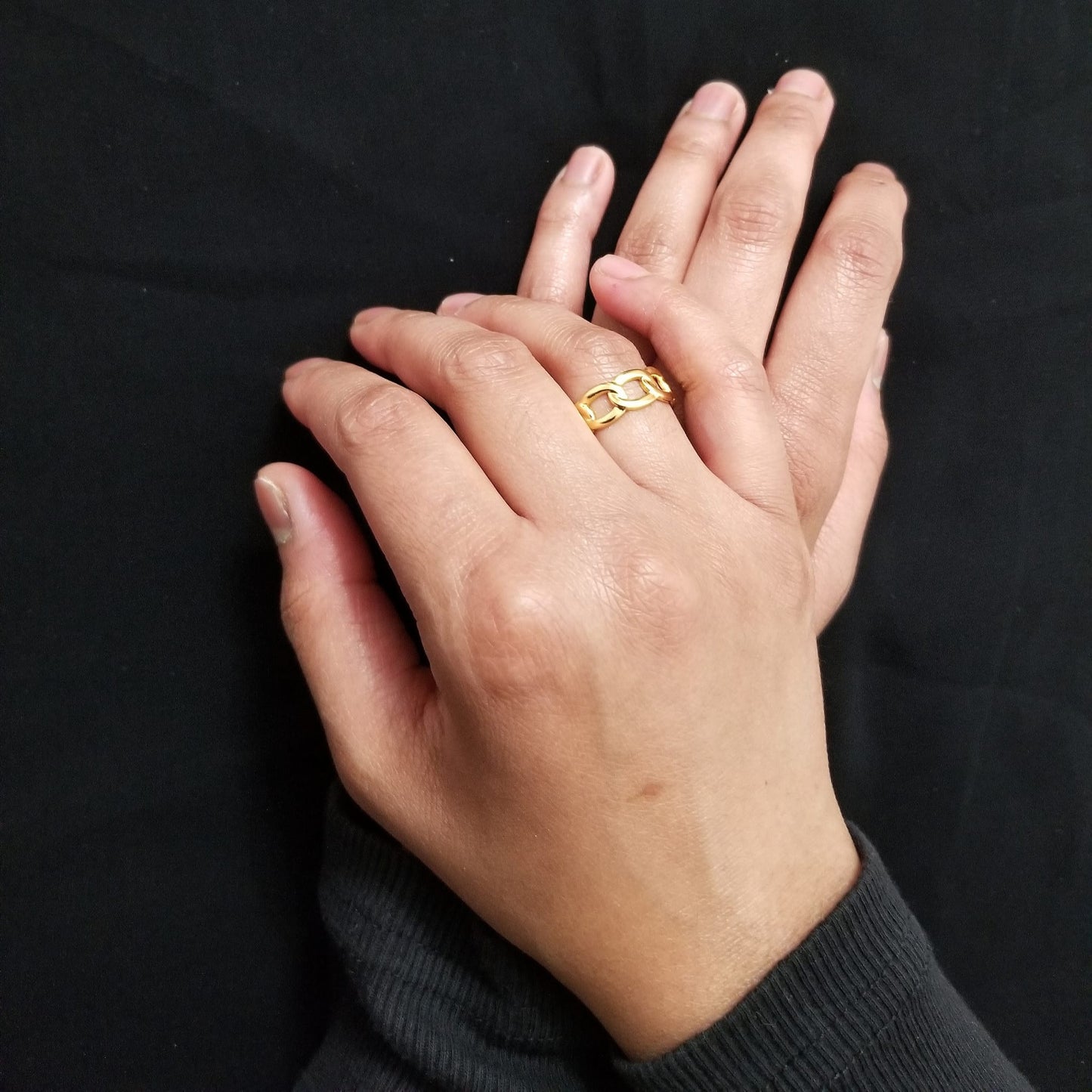 Interlacing Ring