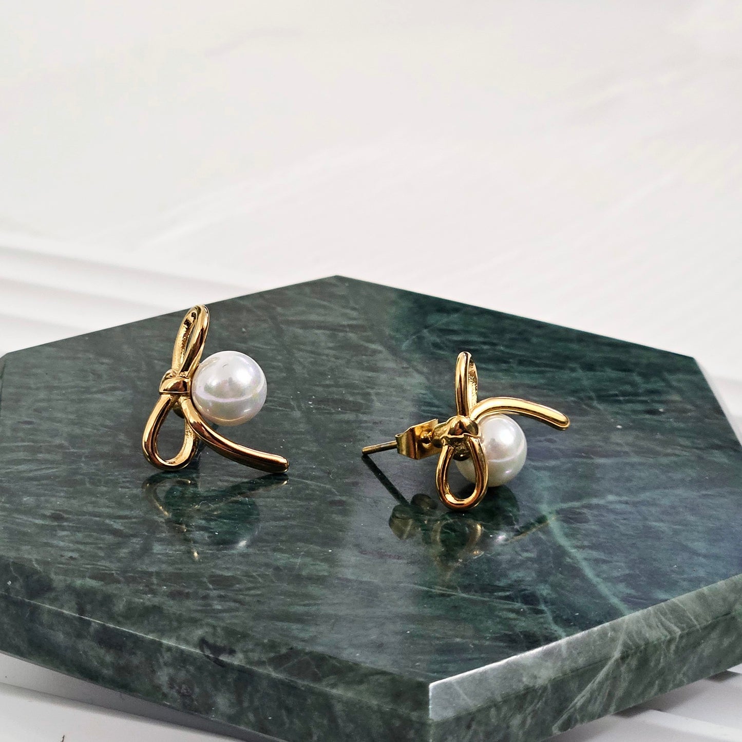 Bow Crystal Pearl Earrings