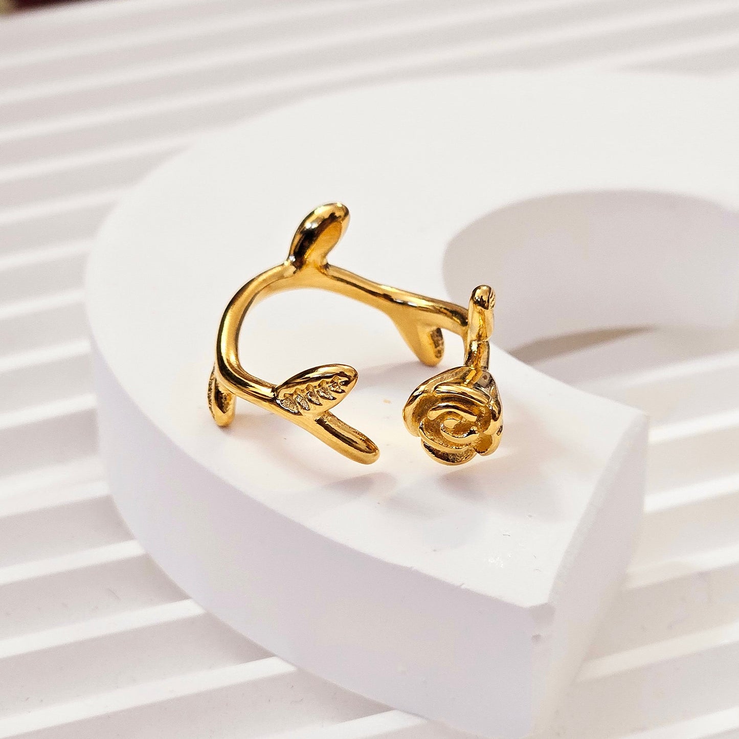 Rose Branch - Ring