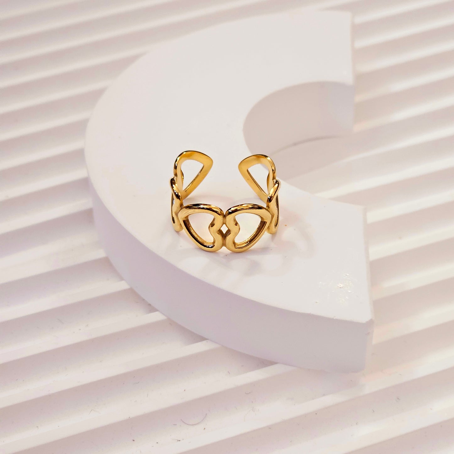 Loving - Ring