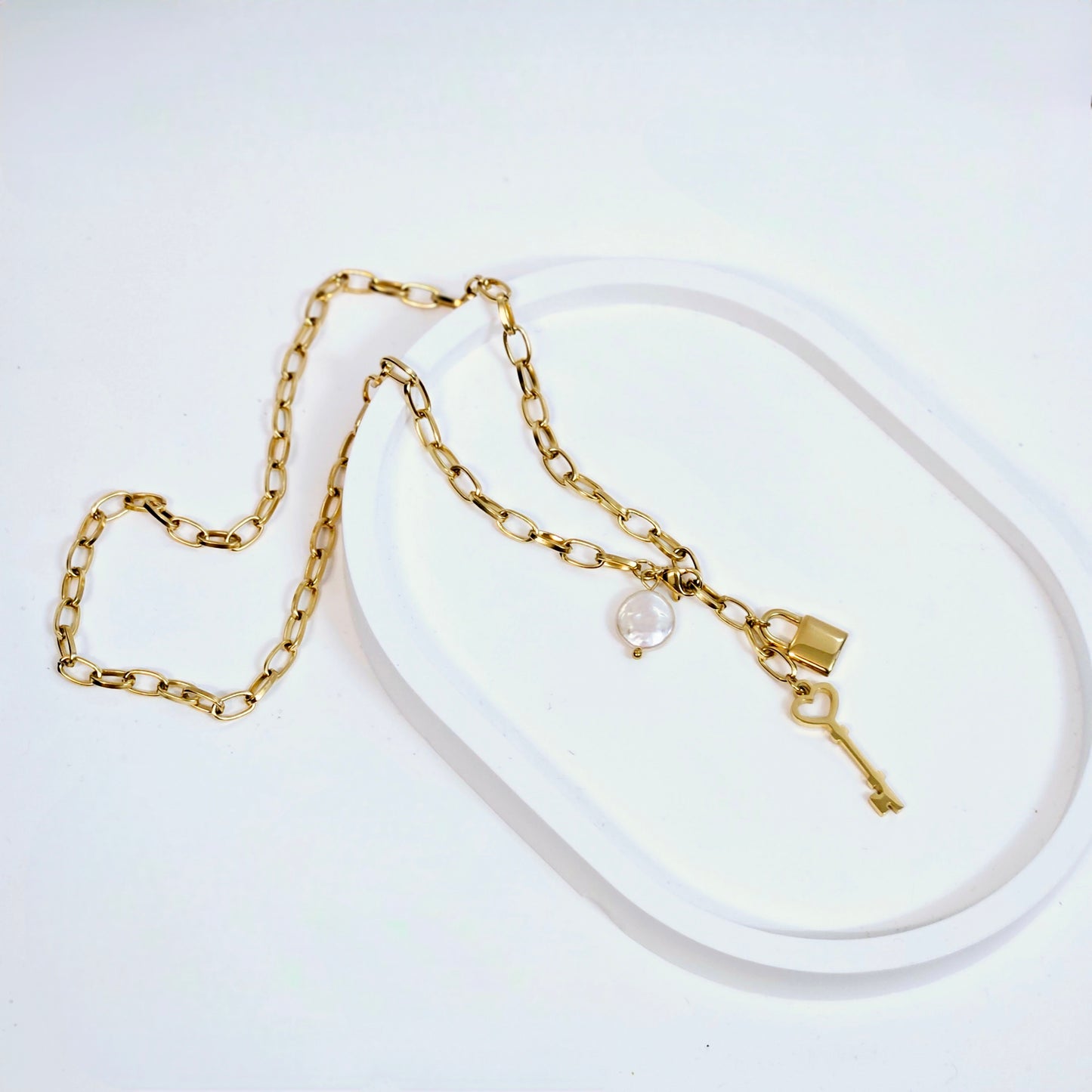 Freshwater Pearl Key Lock Necklace - Gold Only