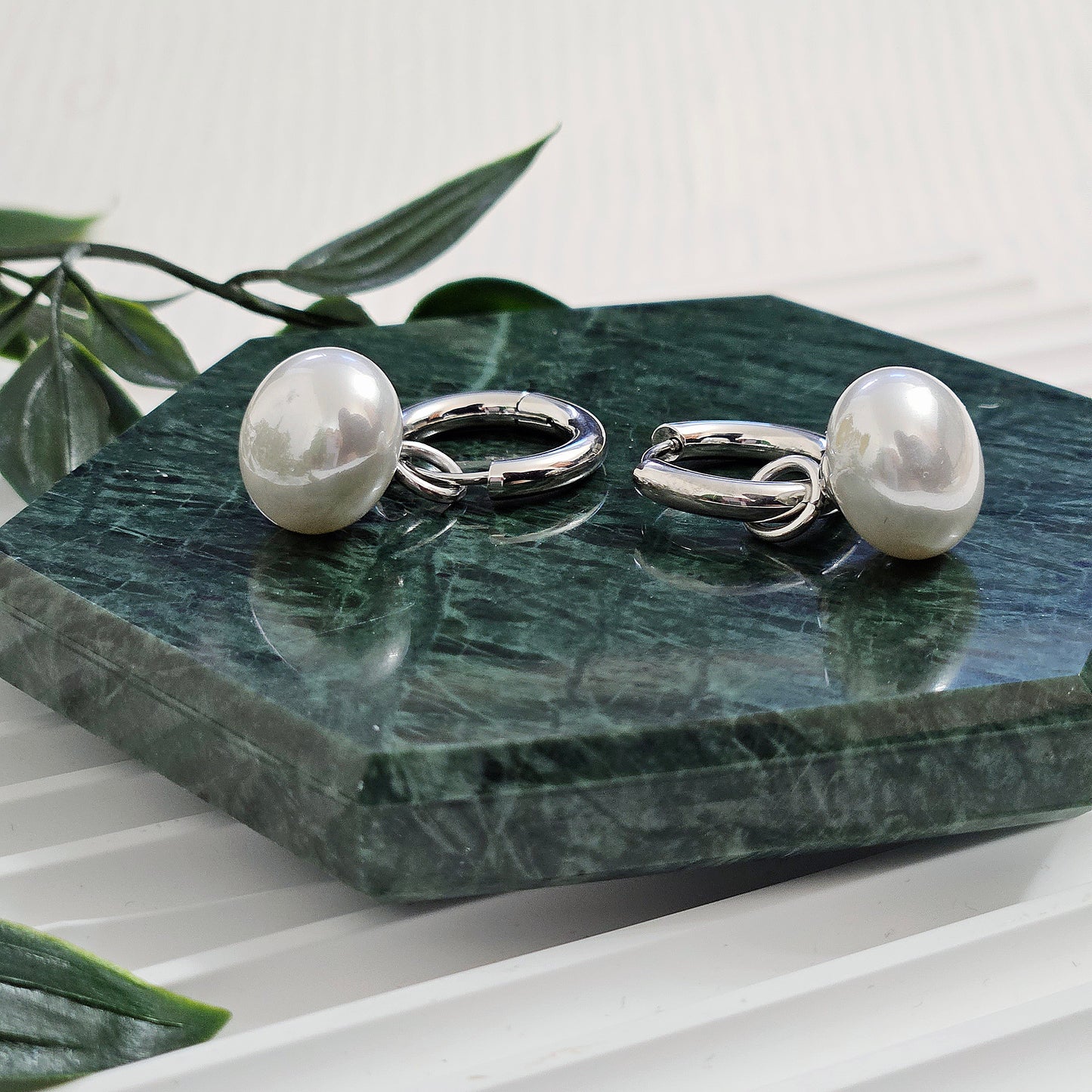 Pearl Crystal Pearl Drop Earrings - Silver