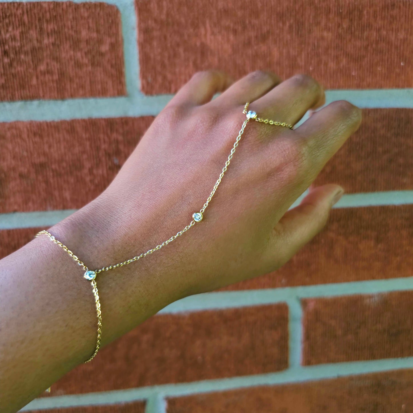 Dainty Sitarah Hand Chain - Gold & Silver