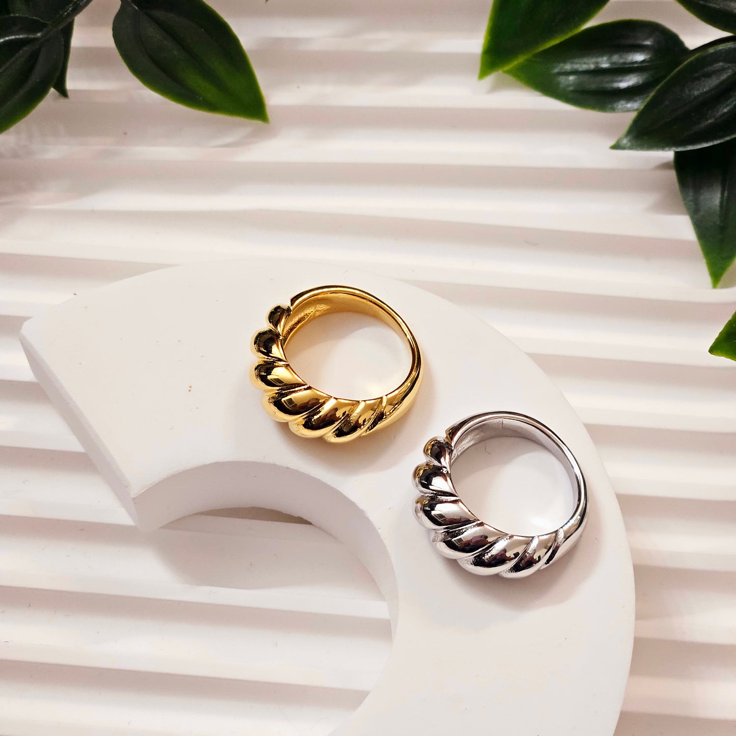 Croissant Ring