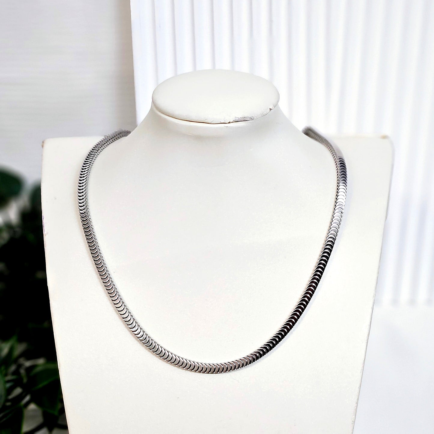 Flat Herringbone Soft Curves Chain