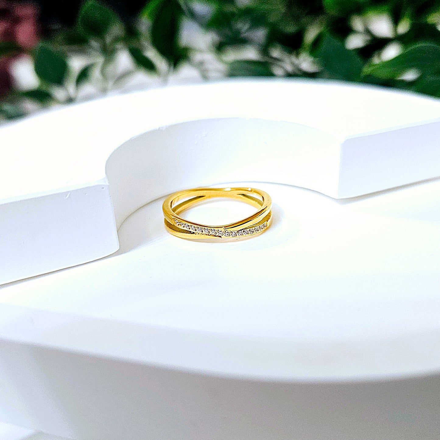 Criss Cross Gemmed Band