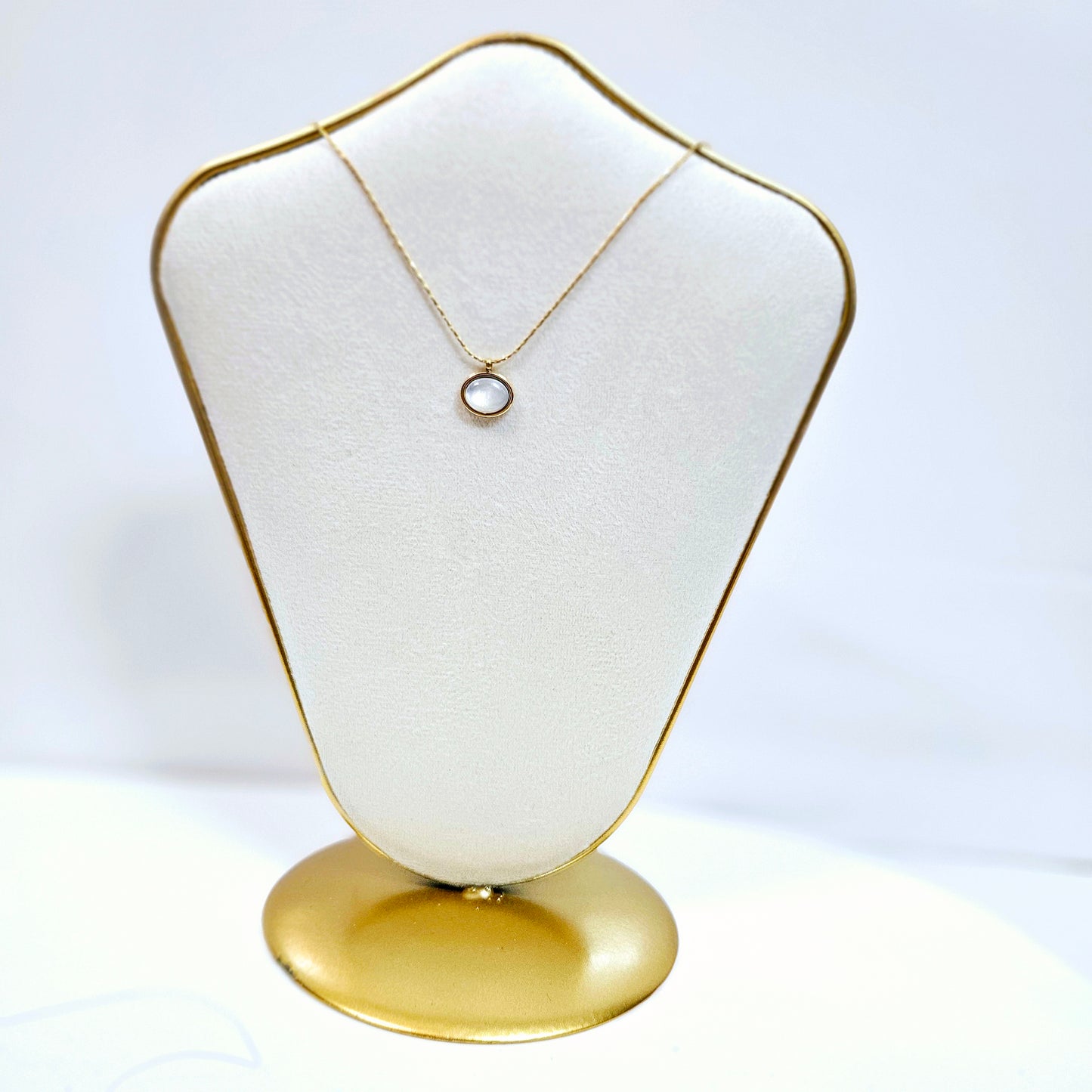 Single Horizontal Necklace