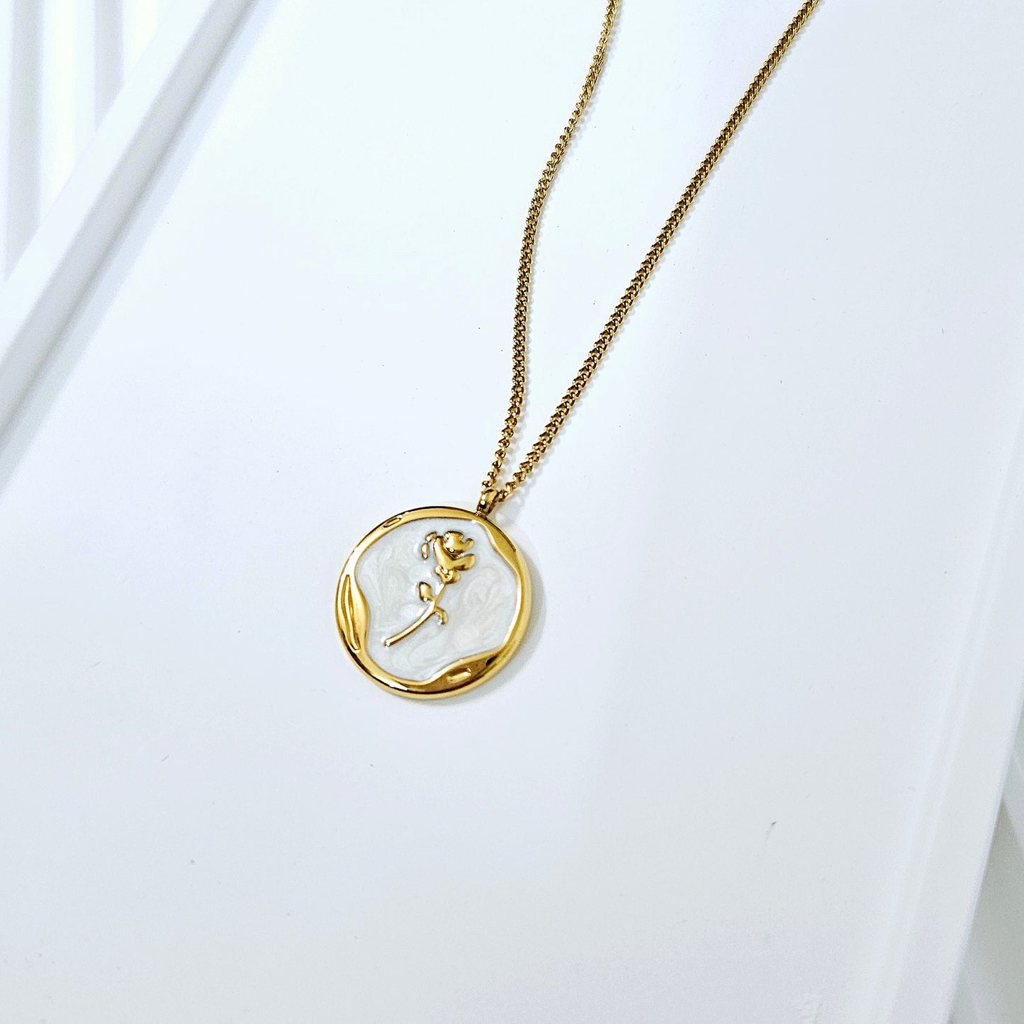White Shell Rose Necklace