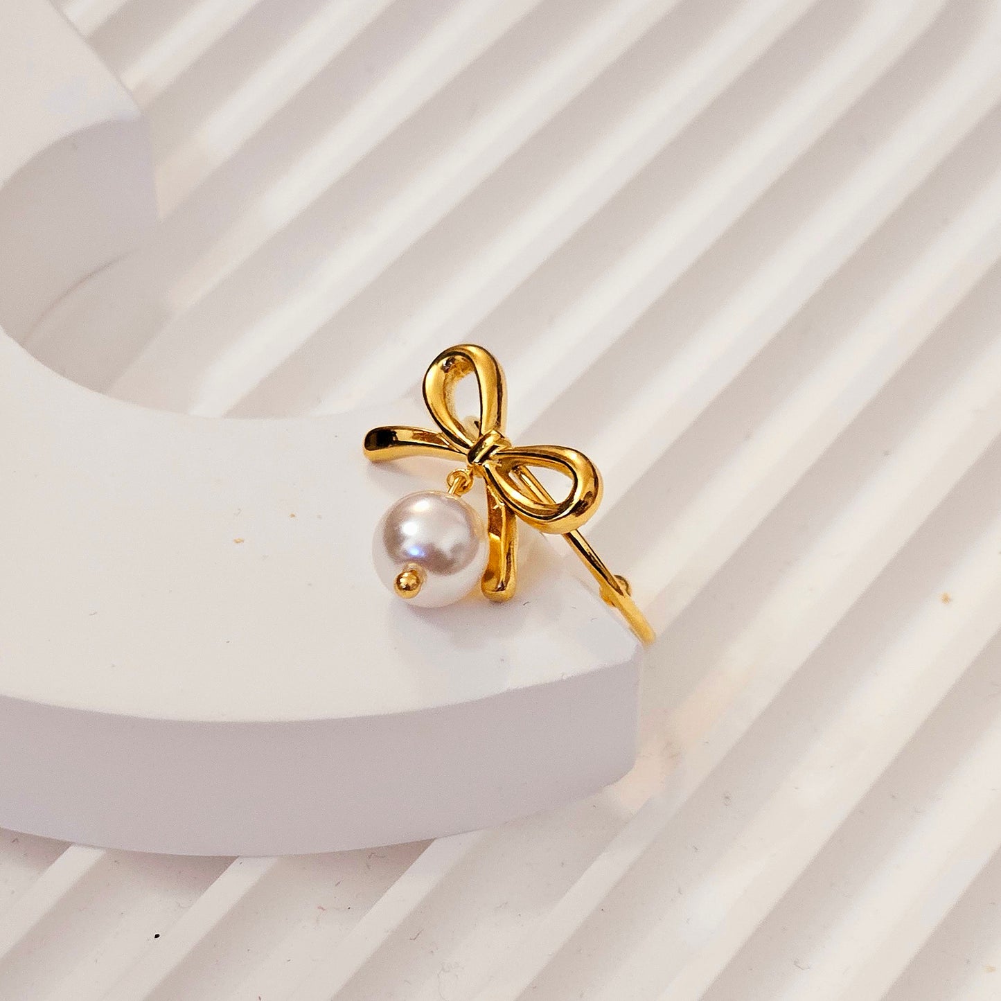 Freshwater Pearl Bow Ring