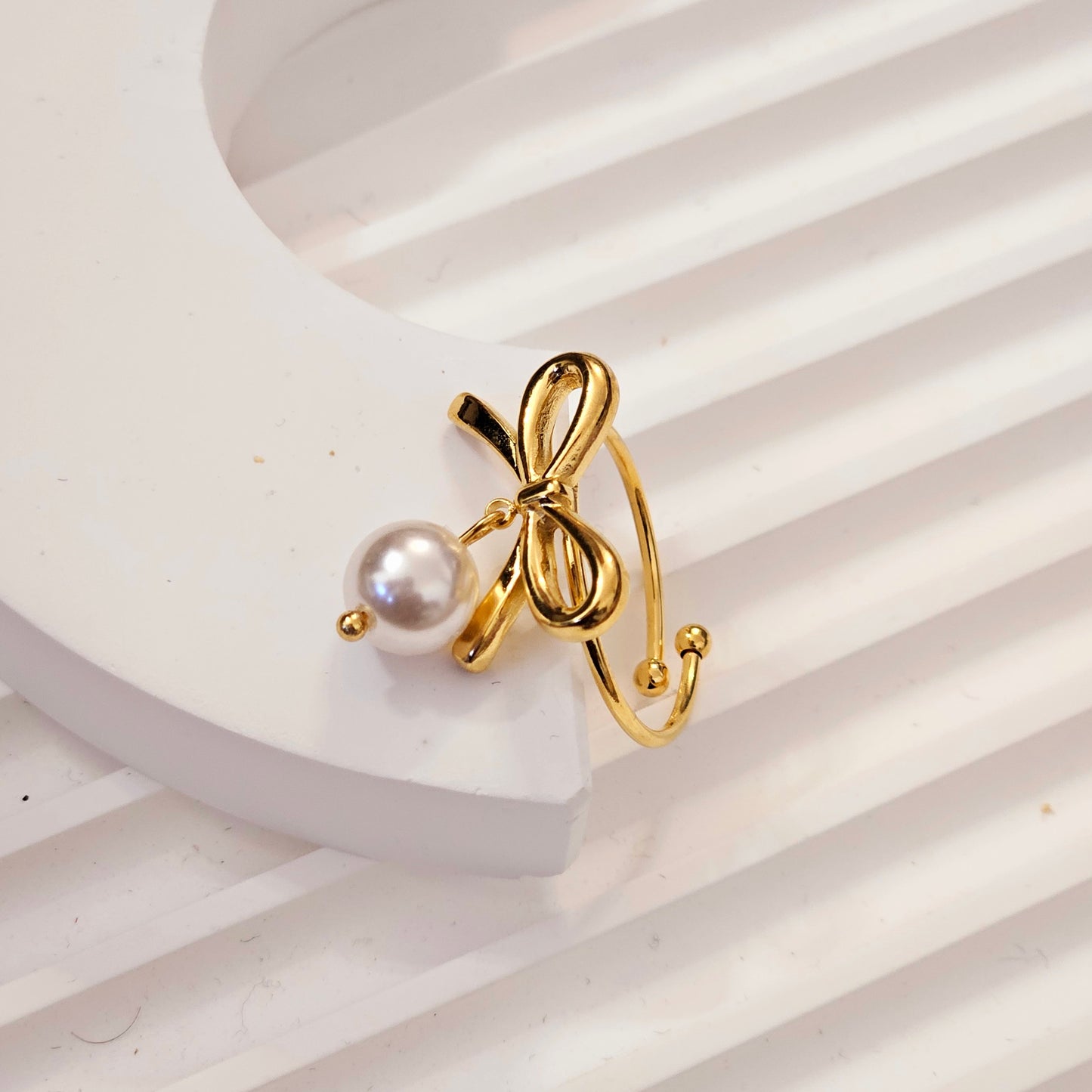 Freshwater Pearl Bow Ring