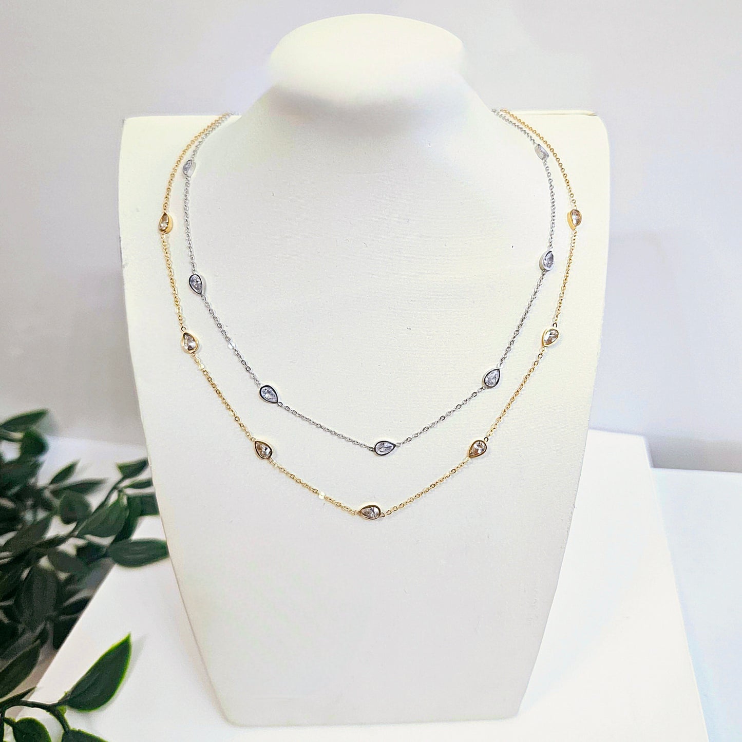 Dainty Teardrop Necklace - Silver or Gold