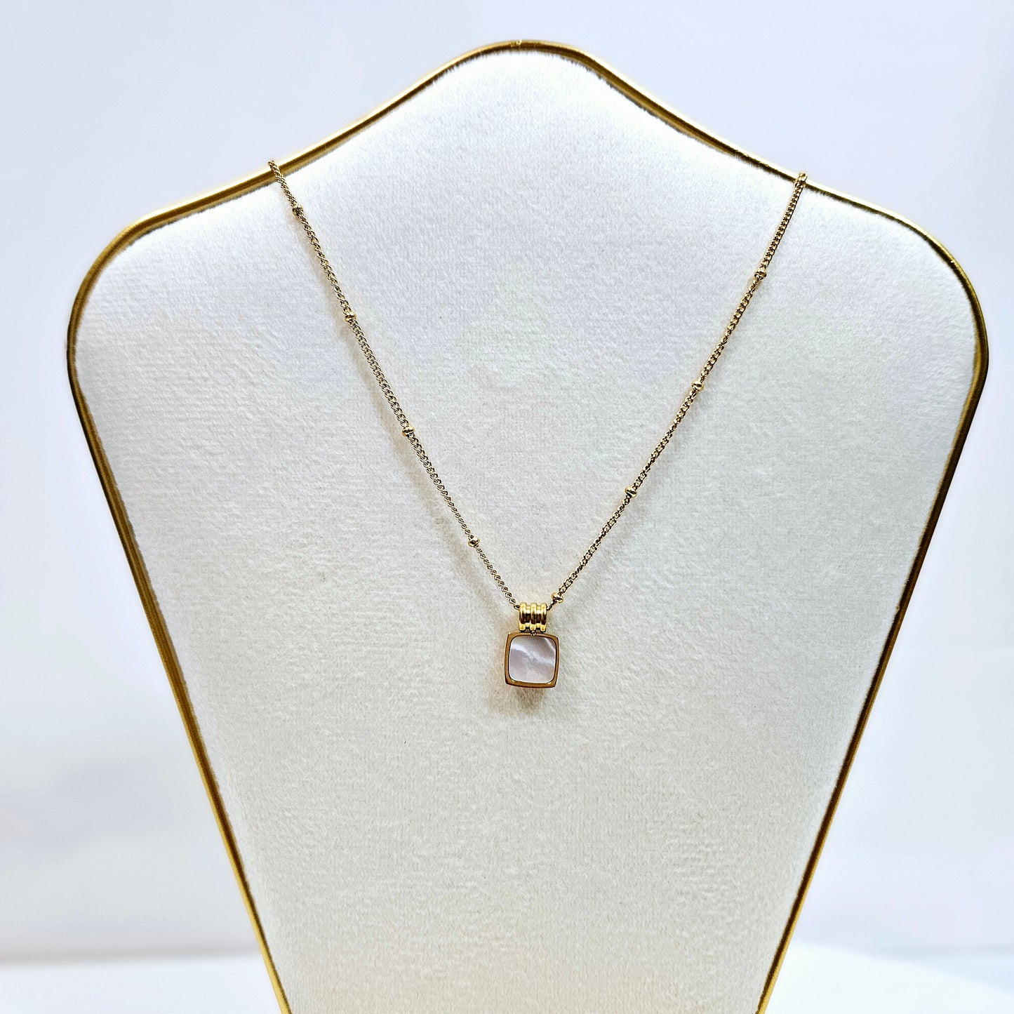 White Shell Square Necklace