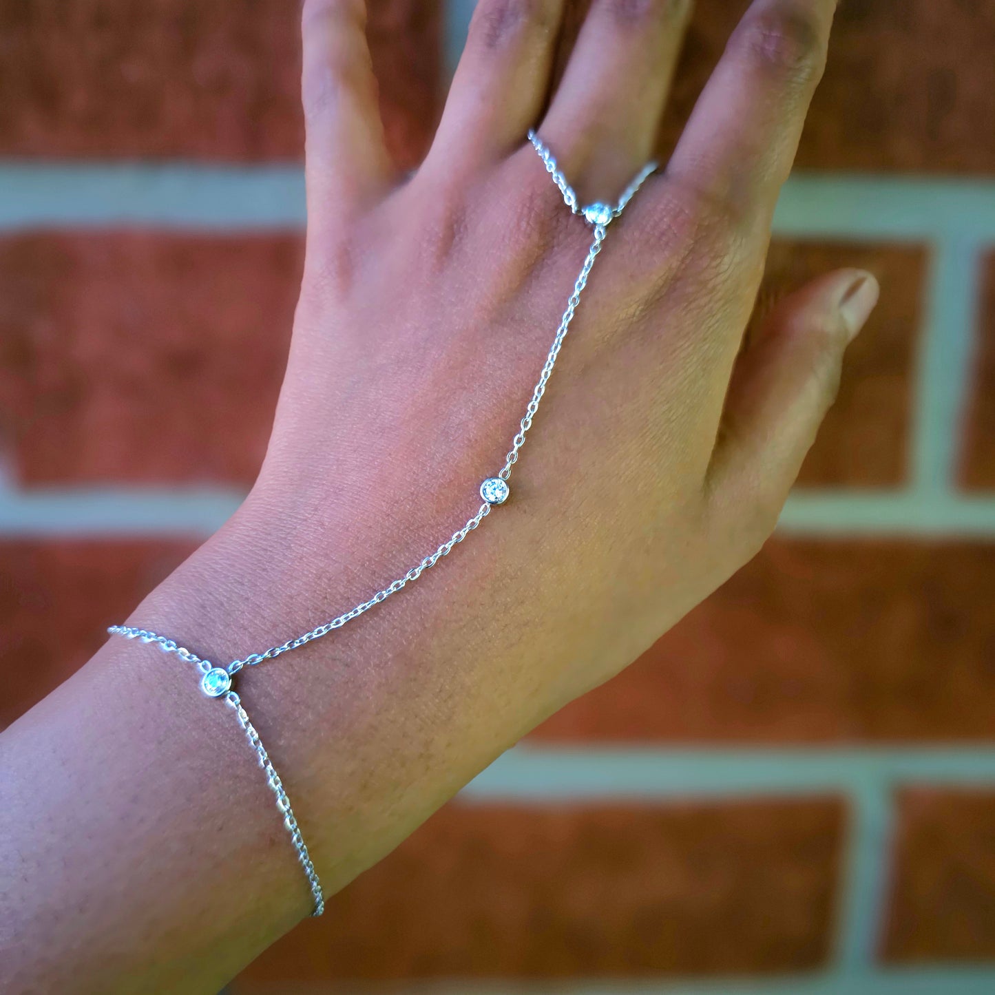 Dainty Sitarah Hand Chain - Gold & Silver