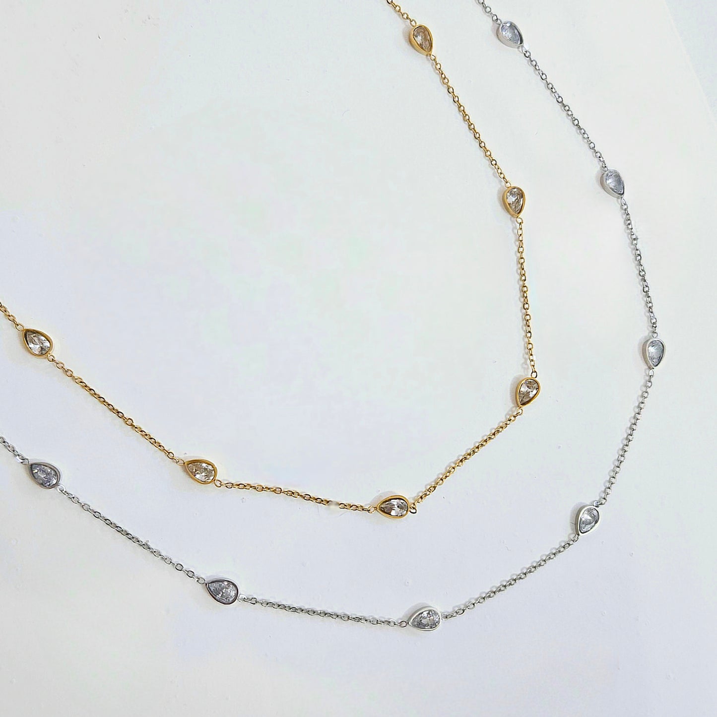 Dainty Teardrop Necklace - Silver or Gold