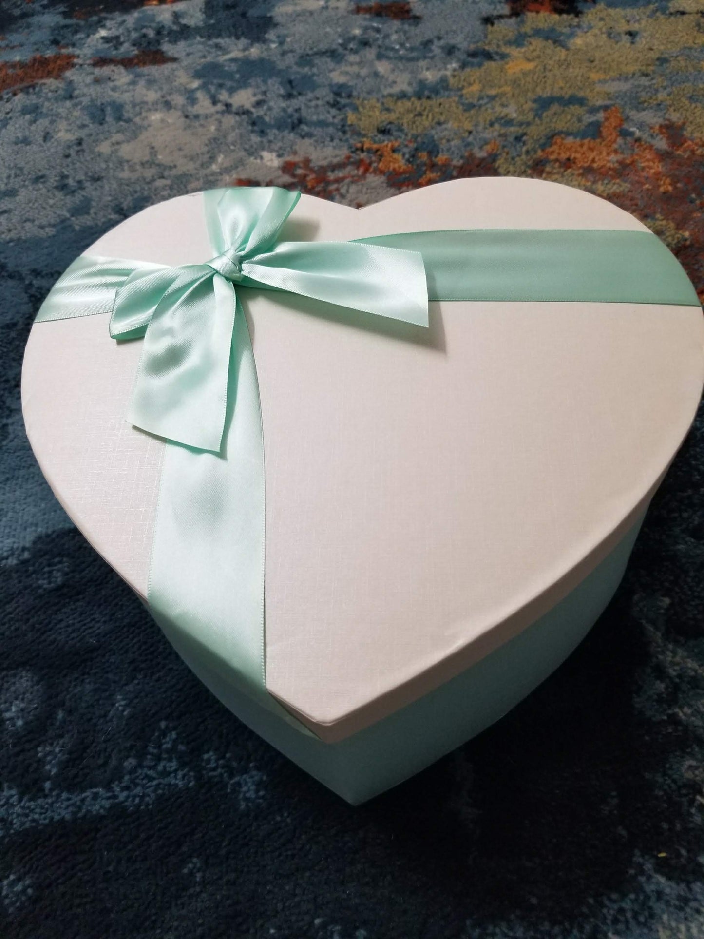 Luxury Heart Hijab Box - Variation 2 | NEW!