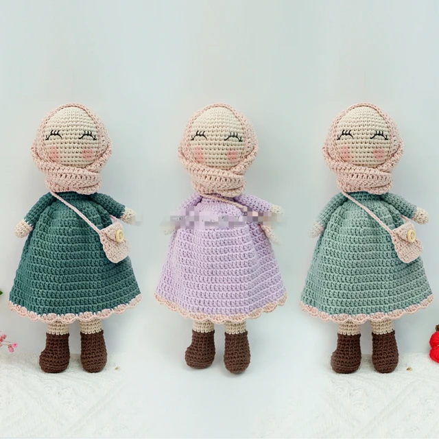 Muslim Modest Crochet Doll | Medium