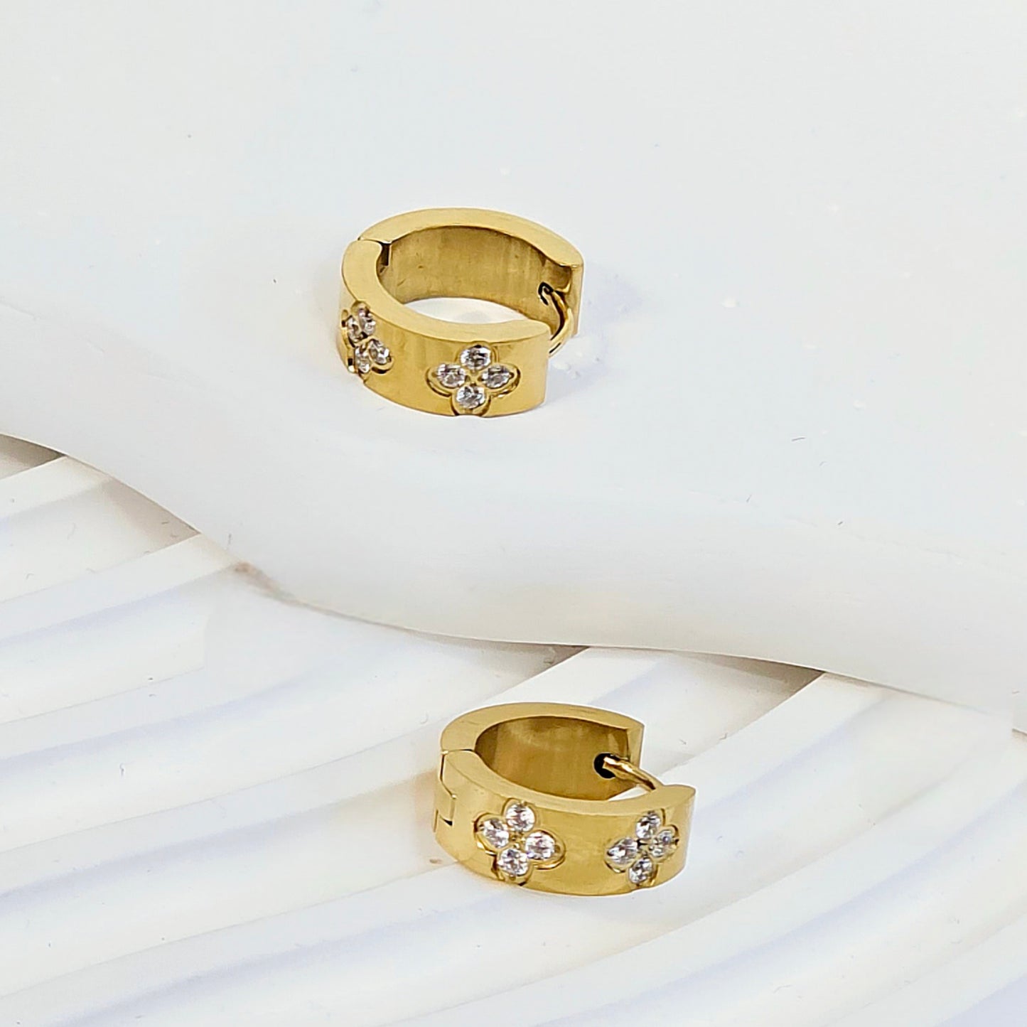 Zircona Gem Flower Hoop - 3 types