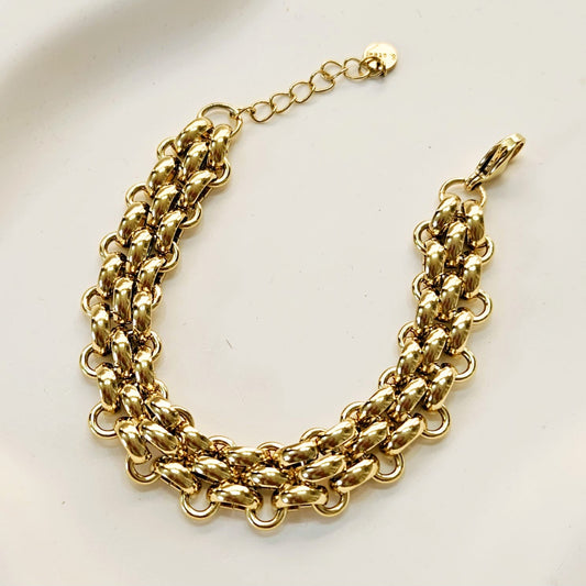 Interlacing Bracelet - Thick