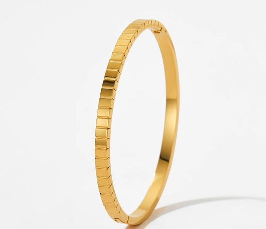 Classic Ribbed Plain Cuff