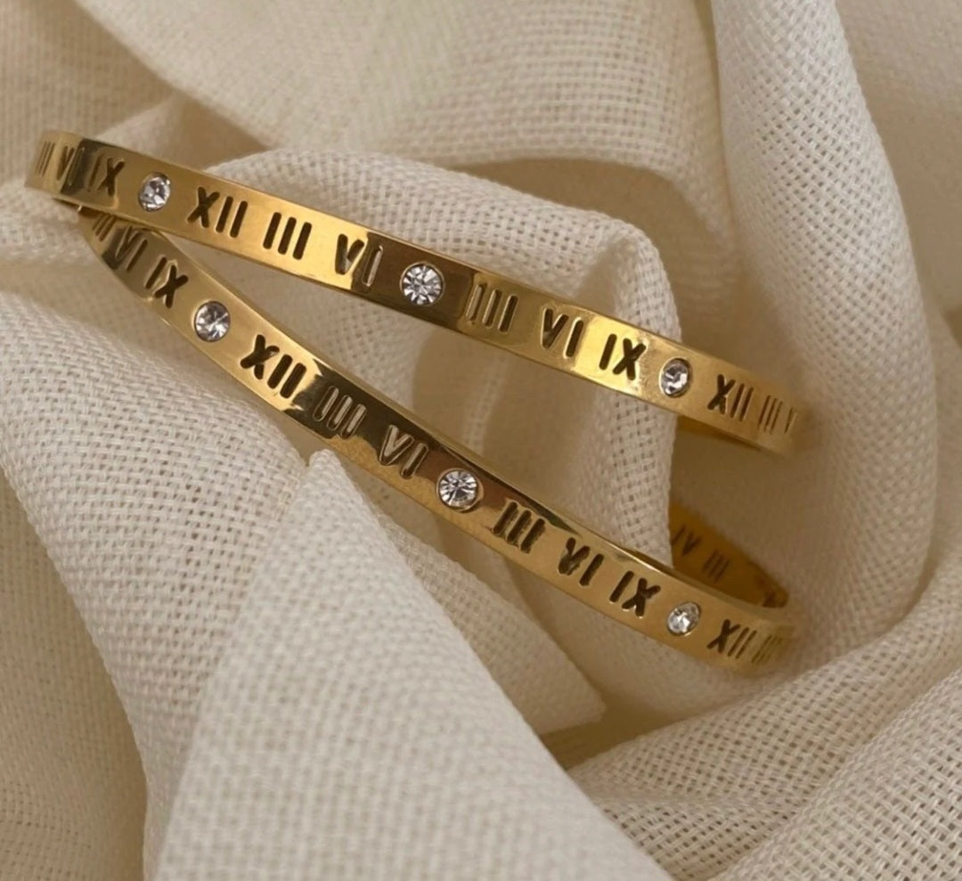 Zirconia Gem Roman Numeral Cuff