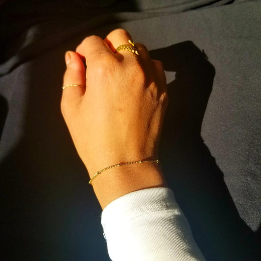 Dotted Chain Bracelet