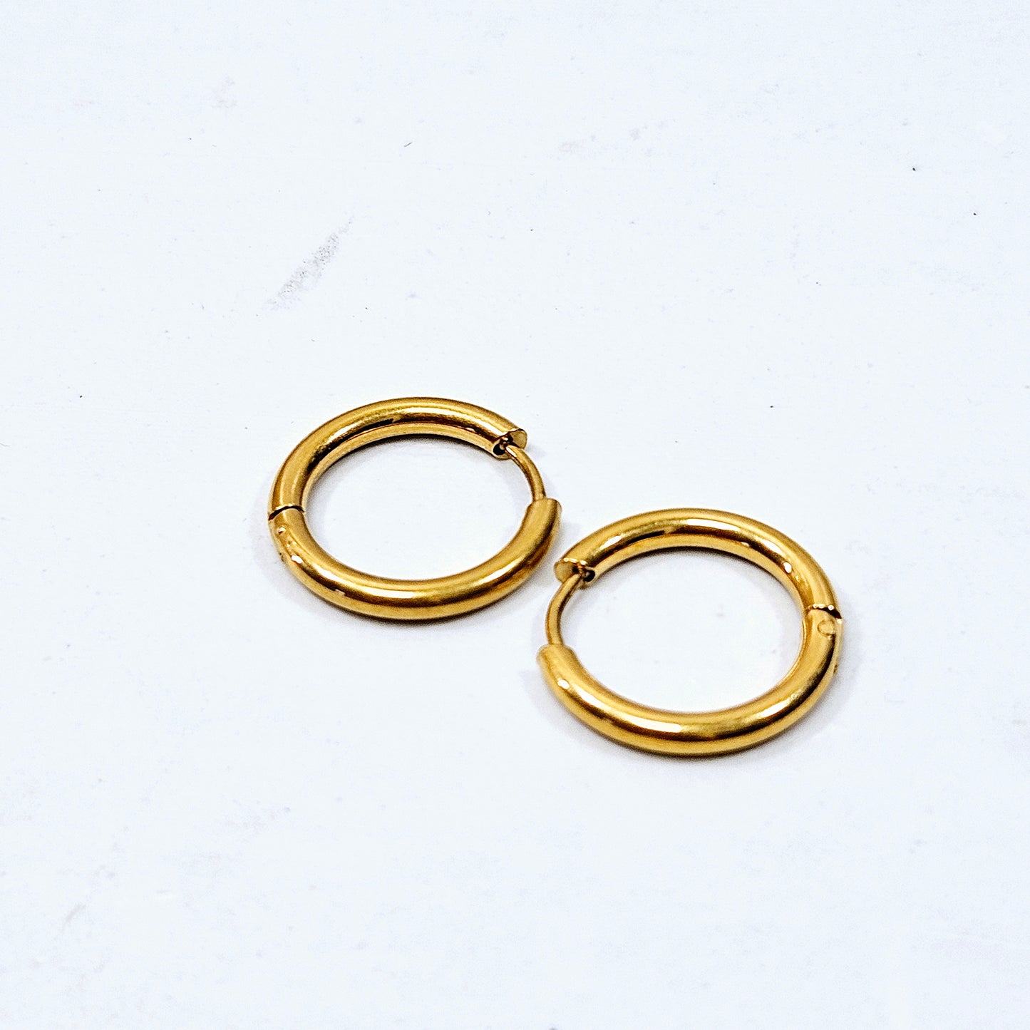 Simple Hoop Earrings Small