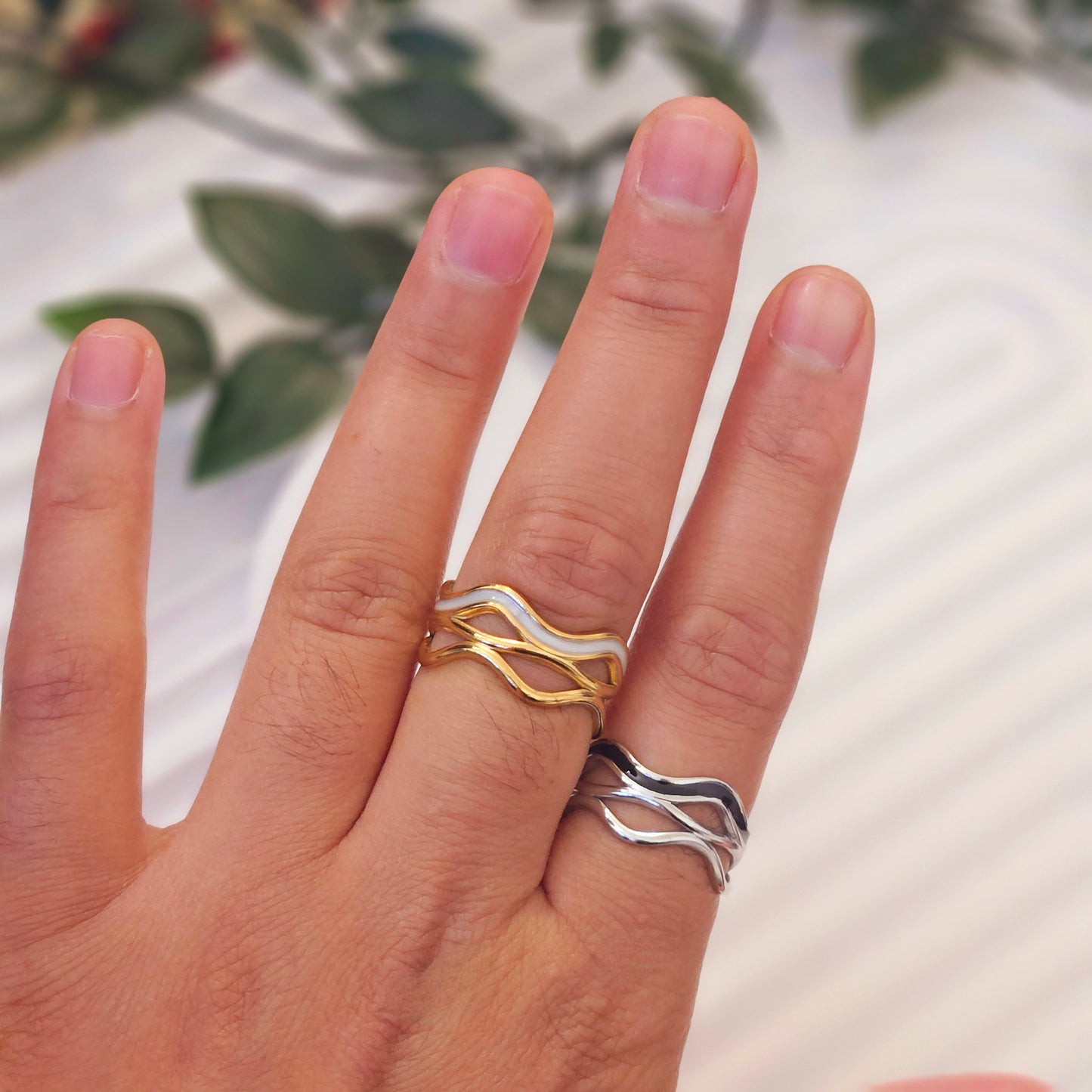 Oil Dripping Wavy Adjustable Ring