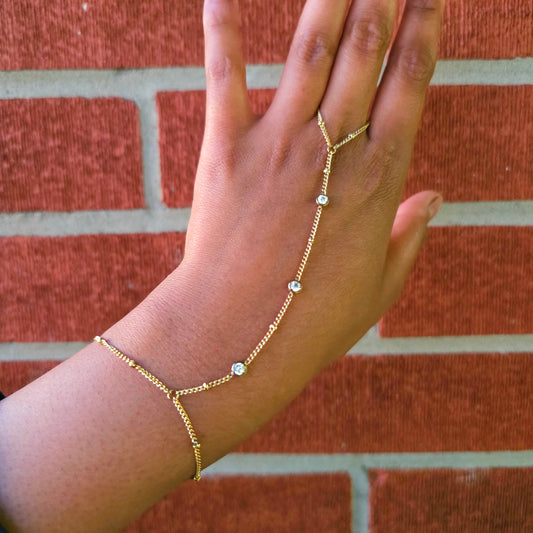 Iraya Dotted 3 gem Hand Chain- Gold