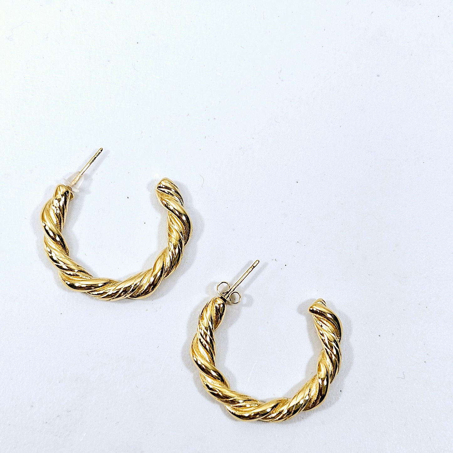 Braided C Earrings Medium