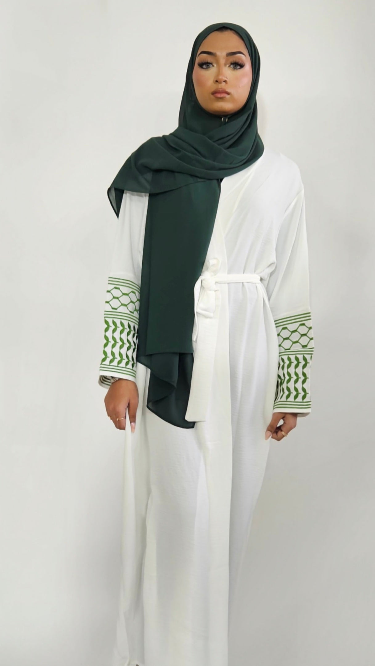 Palestine Keffiyeh Abaya - White & Green