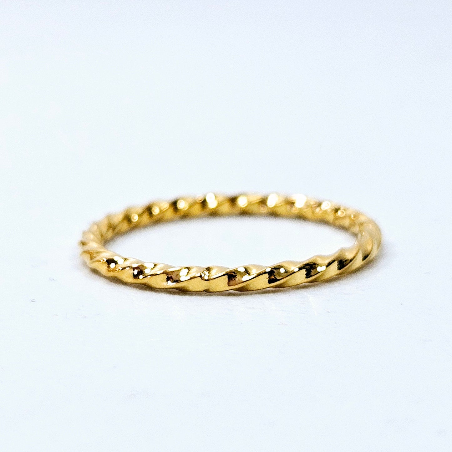 Curve Band & Single Star Ring