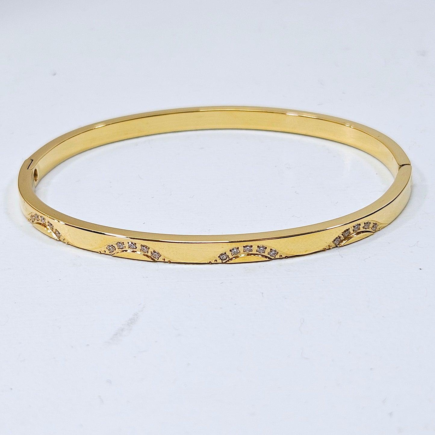 Wave Embedded Snap Cuff