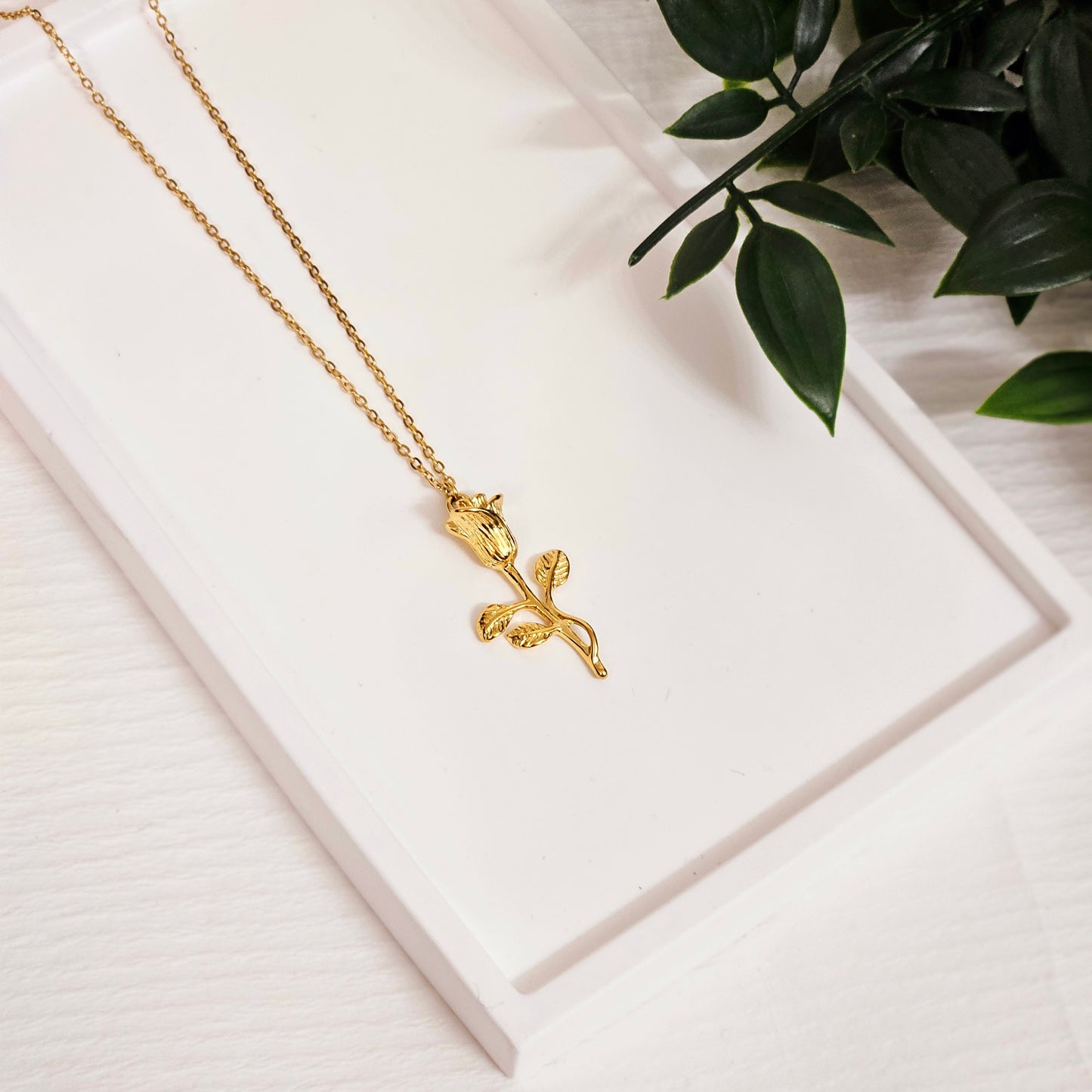 Single Rose Necklace - Gold