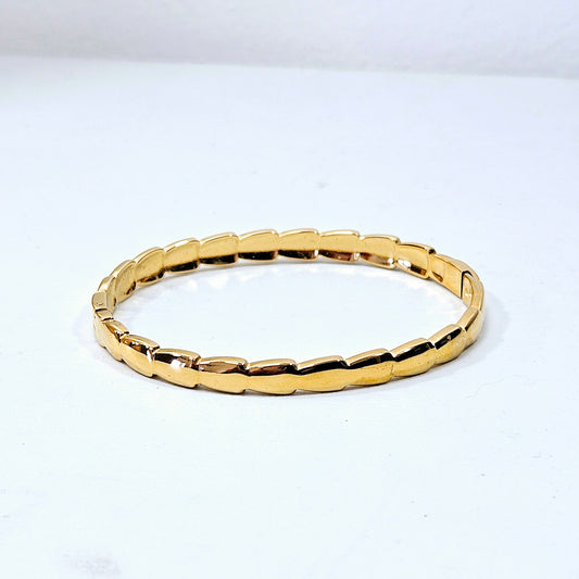 Everyday Ridged Snap Cuff