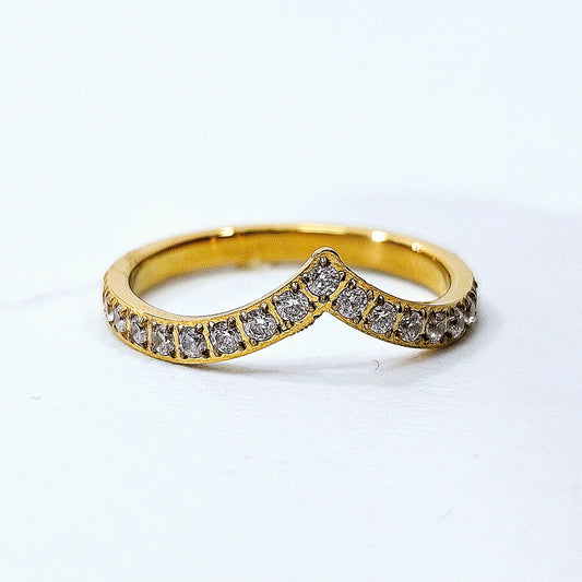 V Gem Ring