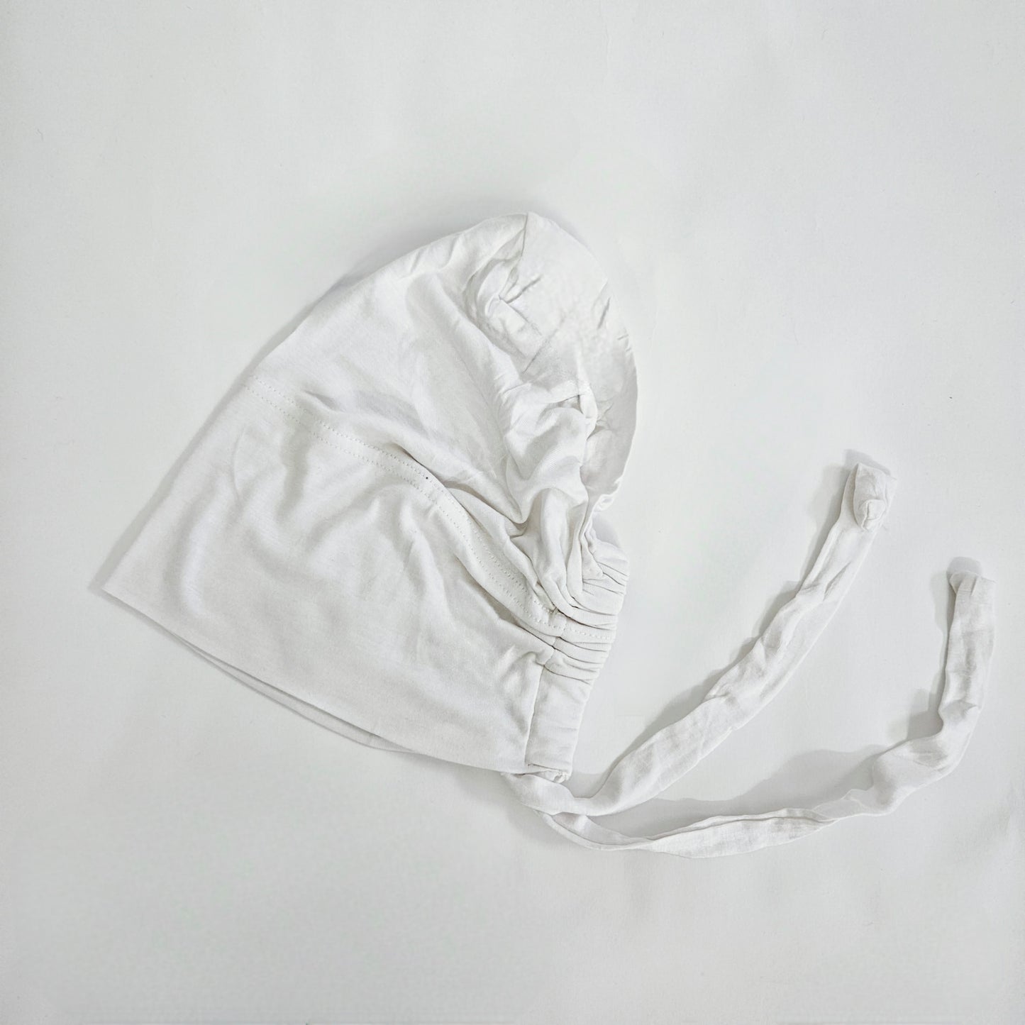 Lux Tie Back Undercap - White