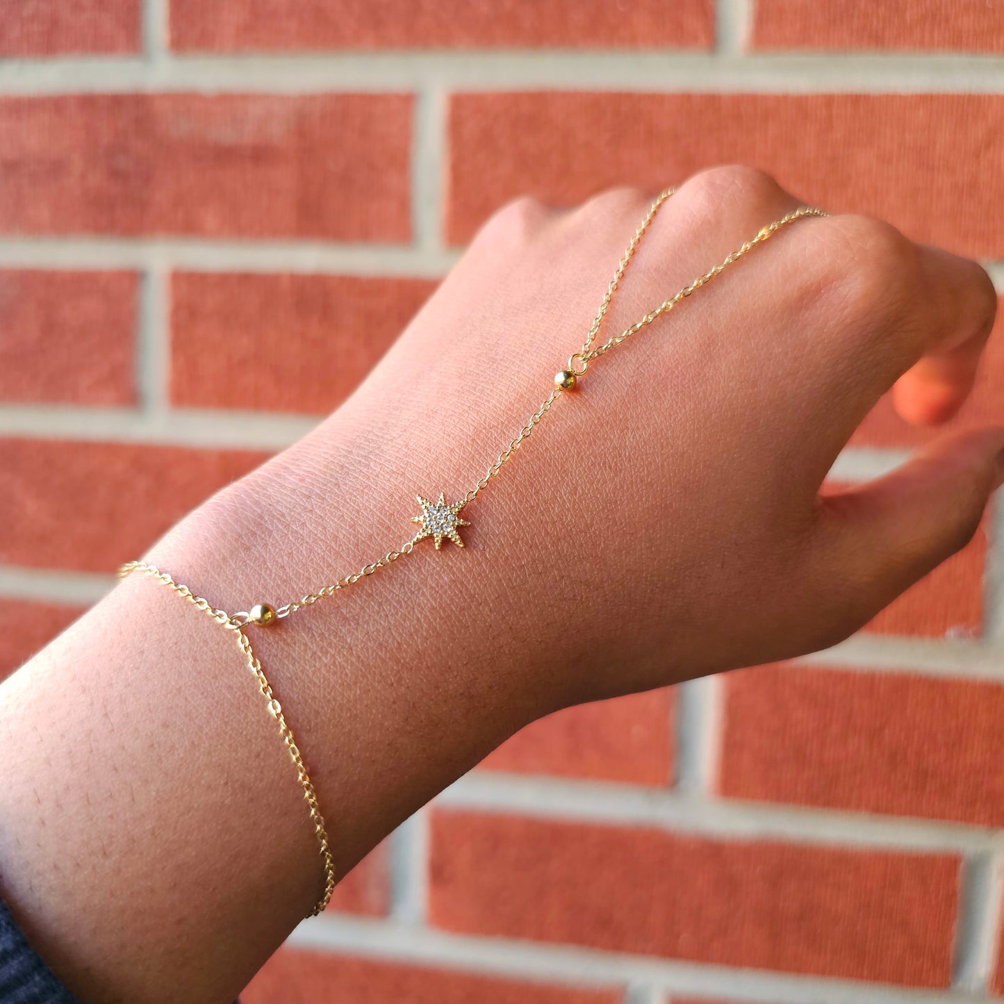North Star Hand Chain - Gold