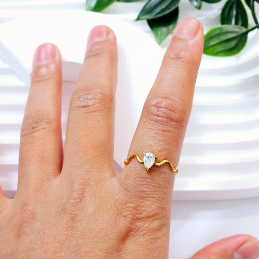 Half Wavy Gem Band