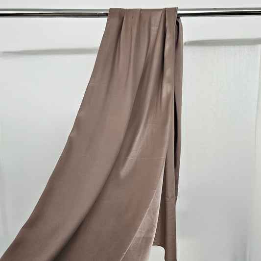 Luxury Satin - Light Thunder