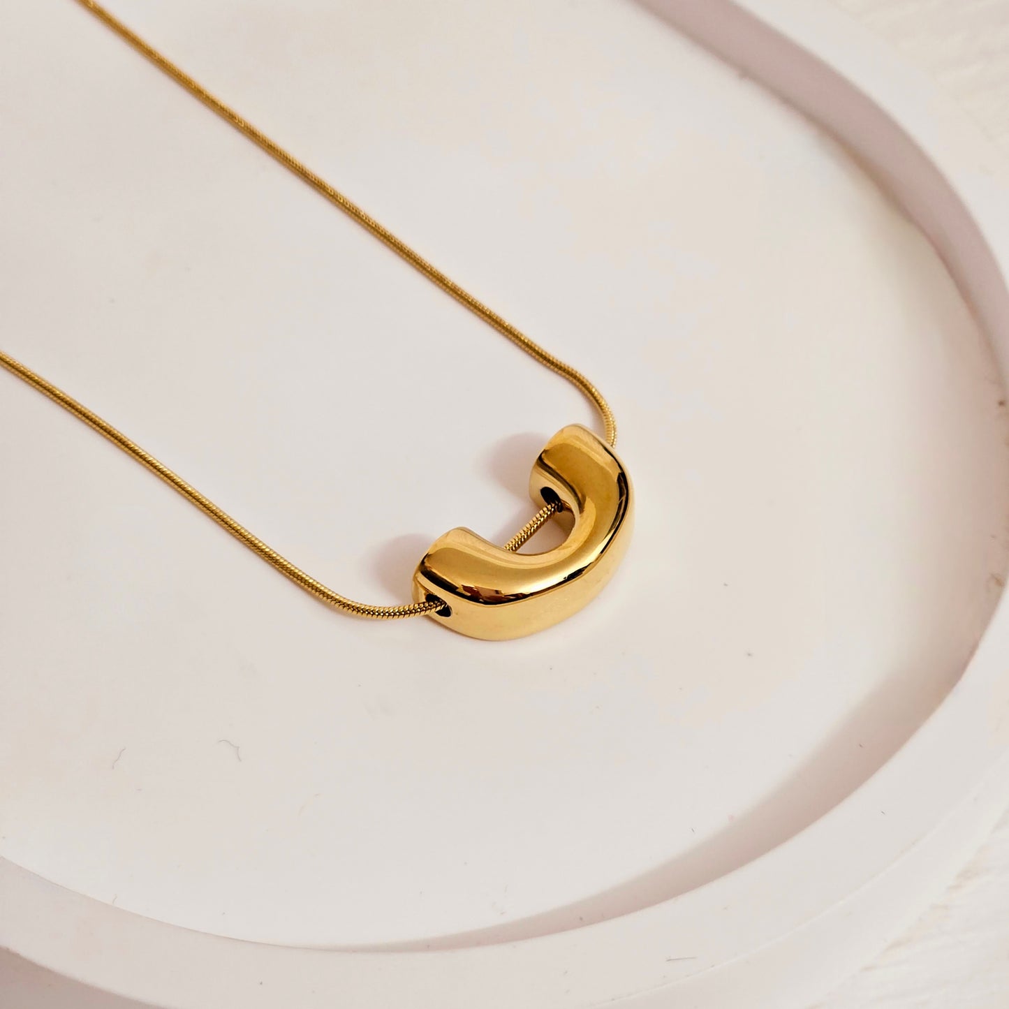 Upside Down Arch Necklace - Gold