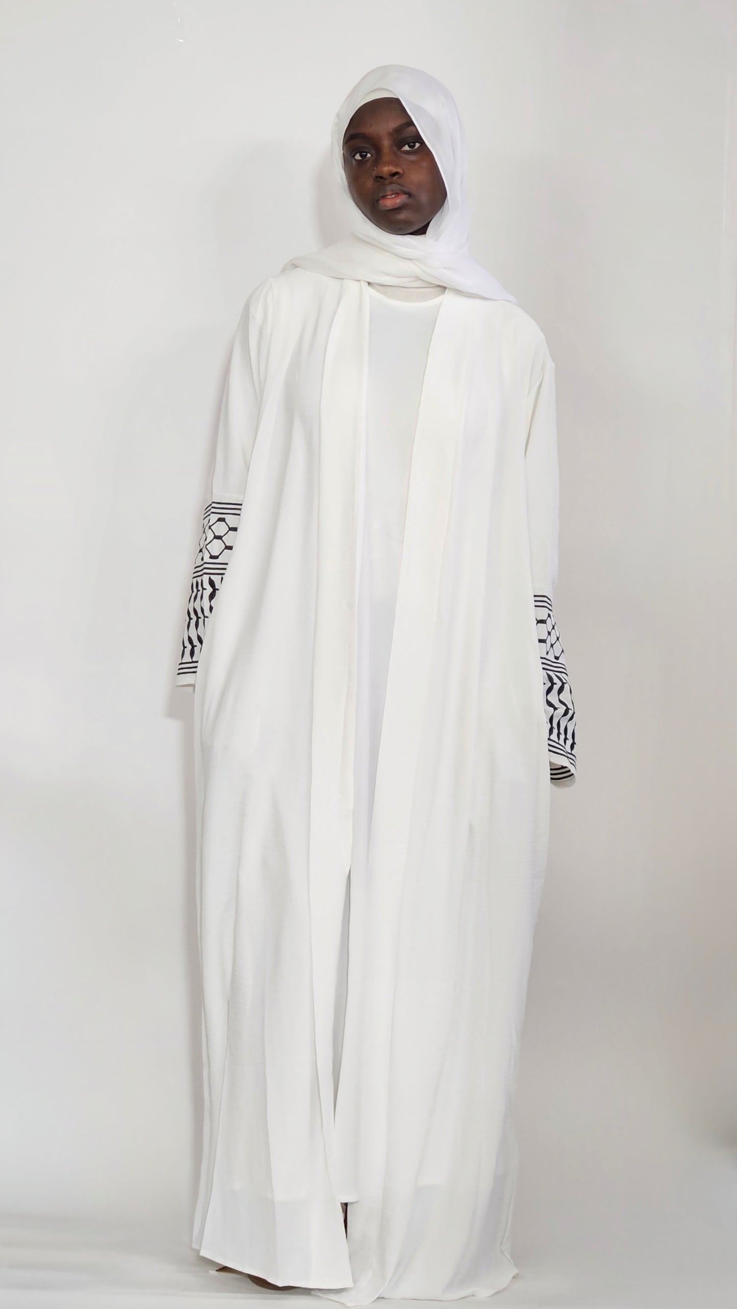 Palestine Keffiyeh Abaya - White & Black Embroidery