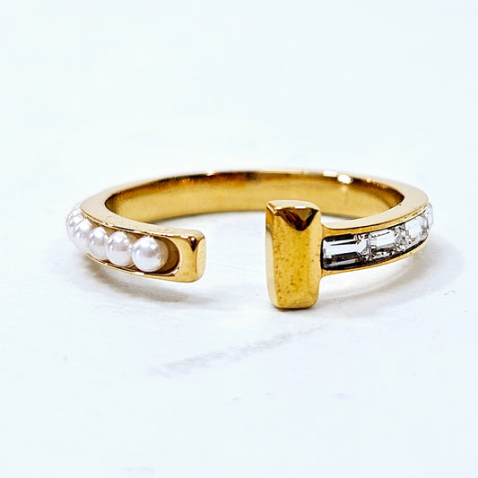 Pearl & Stone T Ring