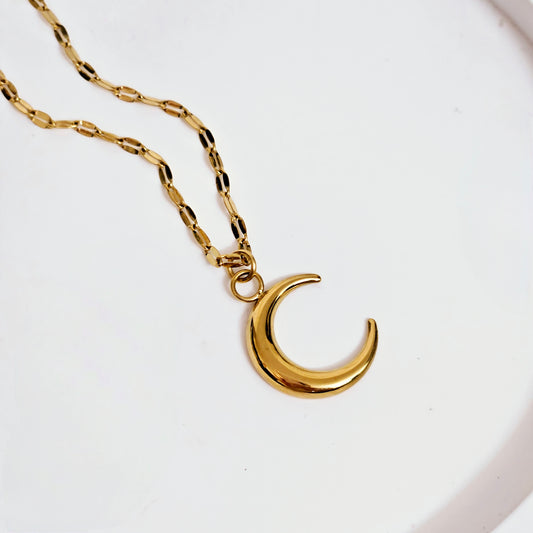 Single Moon Necklace - Gold